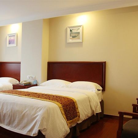 Greentree Inn Zhejiang Jiaxing Zhongan Business Hotel Екстер'єр фото