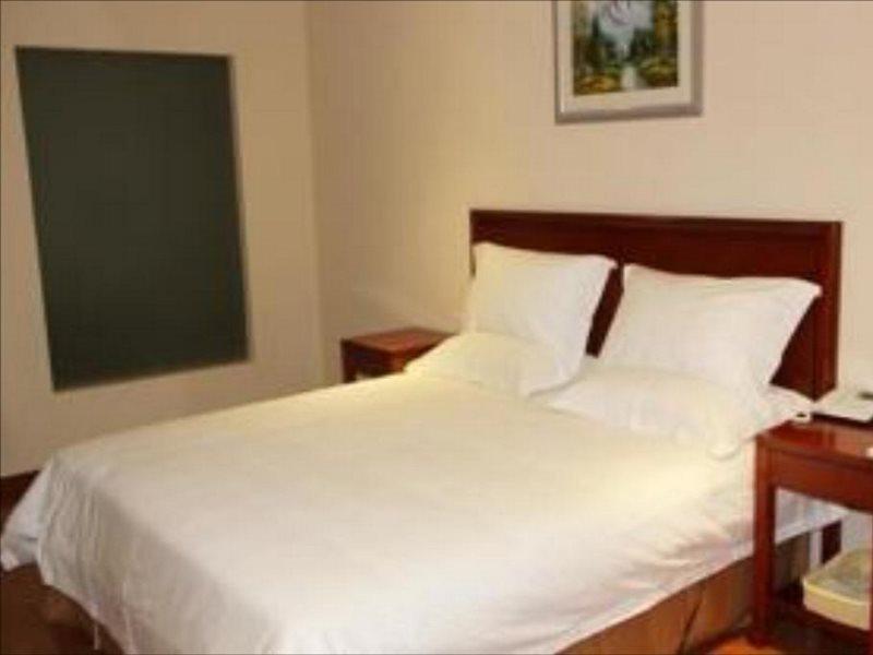 Greentree Inn Zhejiang Jiaxing Zhongan Business Hotel Екстер'єр фото