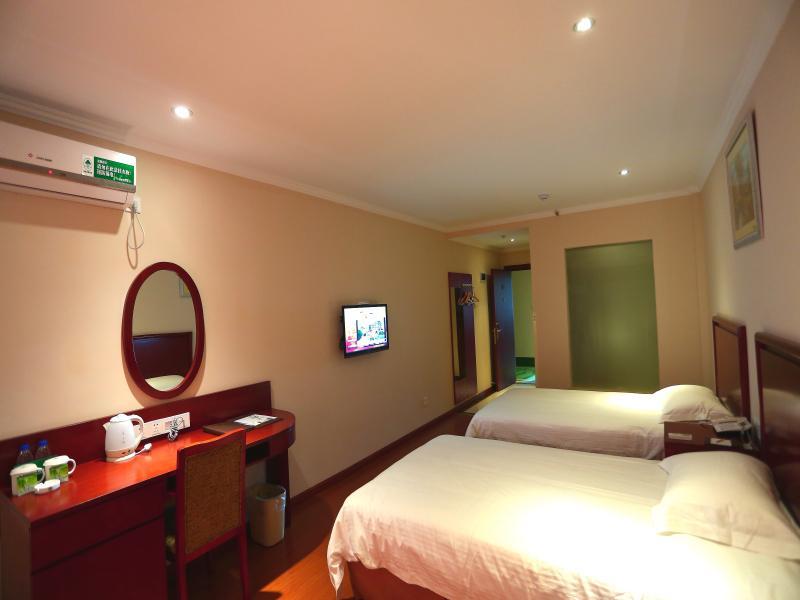 Greentree Inn Zhejiang Jiaxing Zhongan Business Hotel Екстер'єр фото