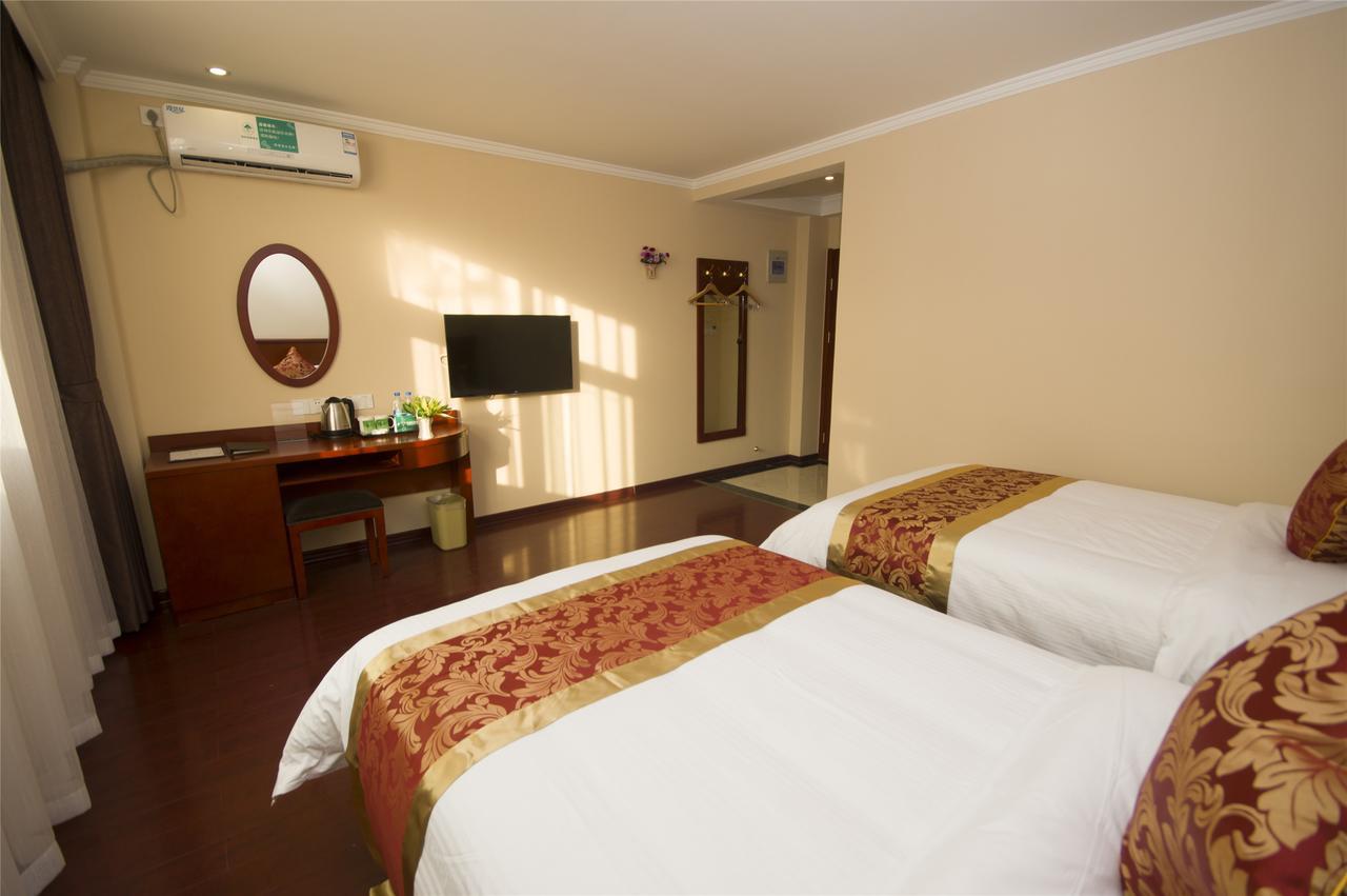 Greentree Inn Zhejiang Jiaxing Zhongan Business Hotel Екстер'єр фото
