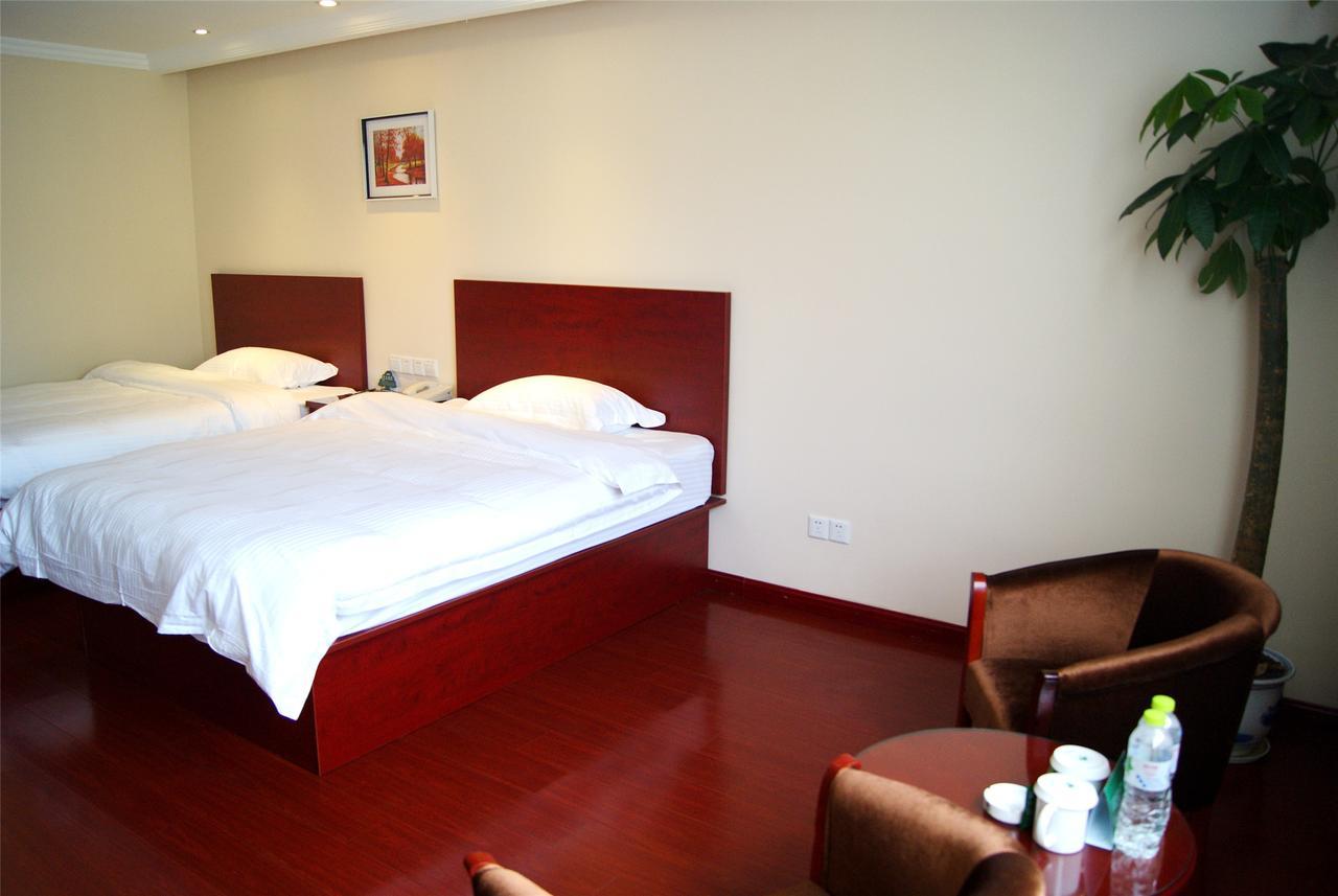 Greentree Inn Zhejiang Jiaxing Zhongan Business Hotel Екстер'єр фото