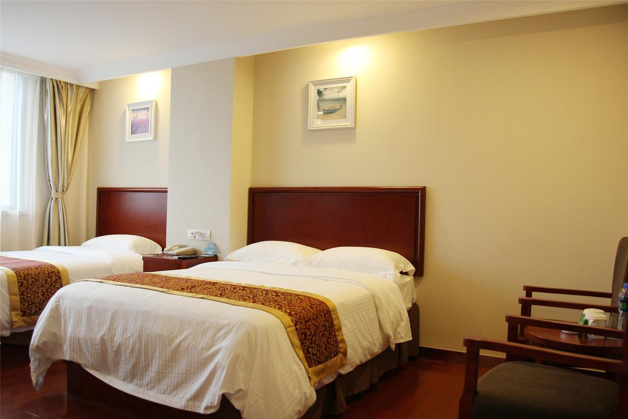 Greentree Inn Zhejiang Jiaxing Zhongan Business Hotel Екстер'єр фото