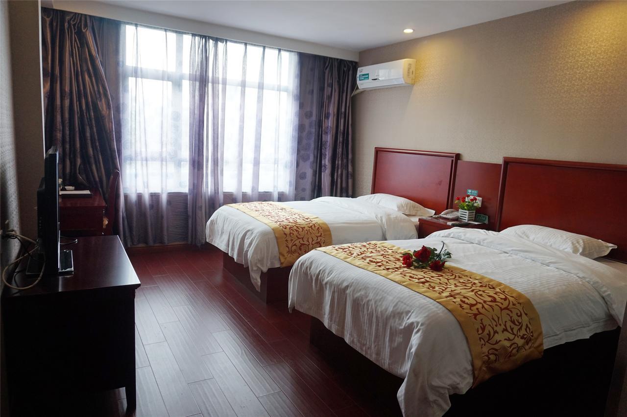 Greentree Inn Zhejiang Jiaxing Zhongan Business Hotel Екстер'єр фото